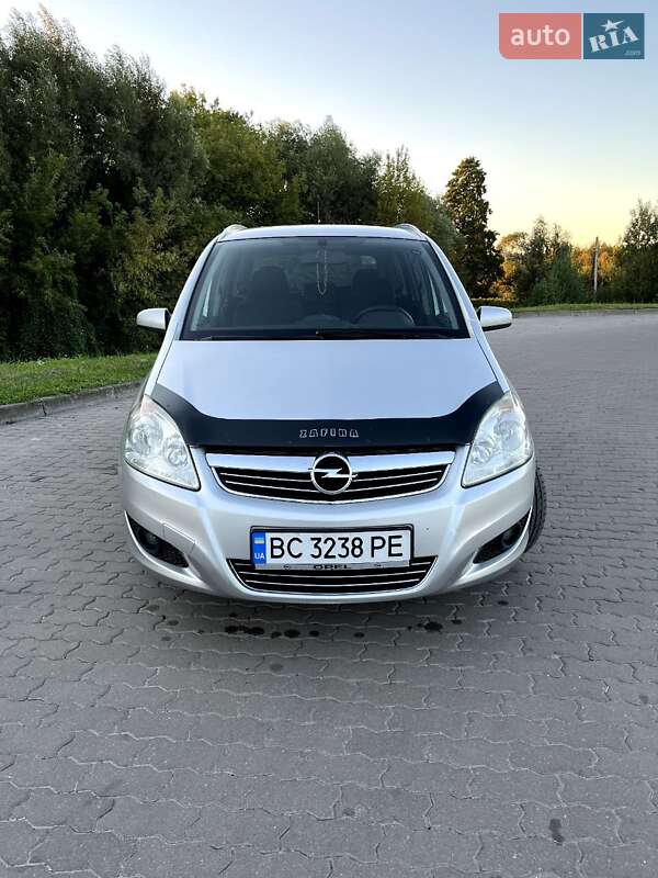Минивэн Opel Zafira 2008 в Бродах