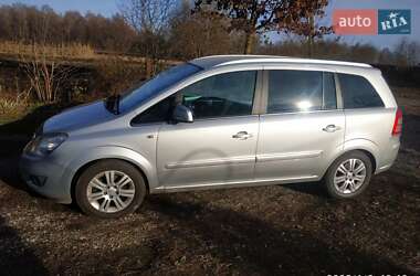 Мінівен Opel Zafira 2010 в Конотопі