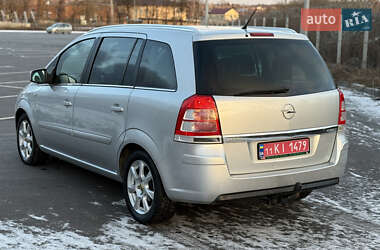 Минивэн Opel Zafira 2011 в Виннице