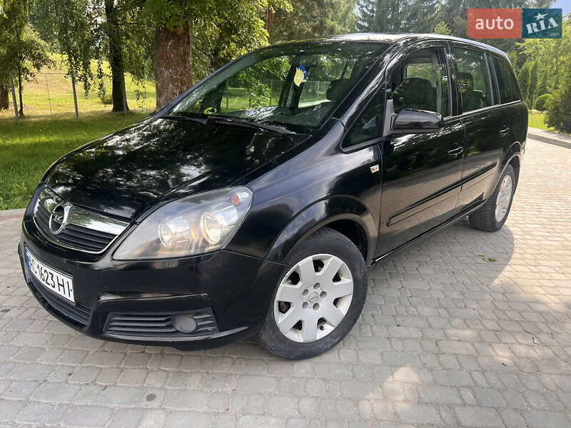 Opel Zafira 2005