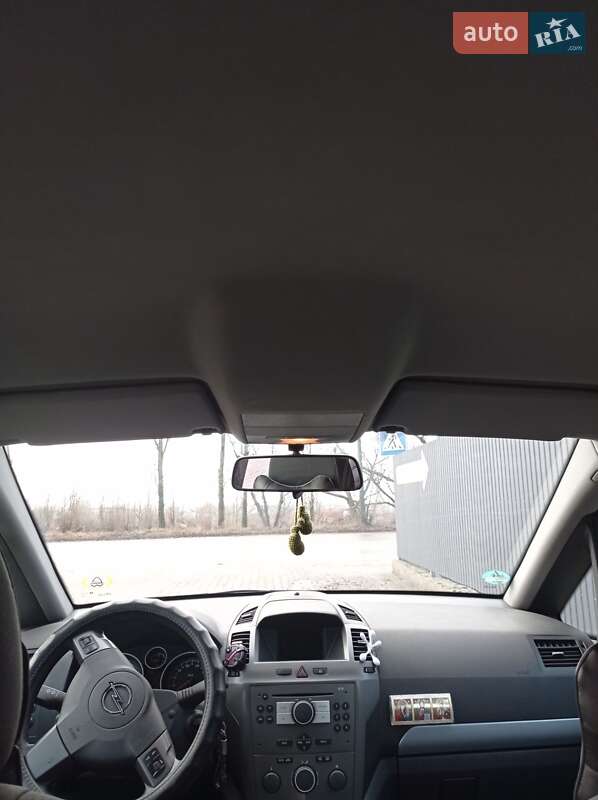 Мінівен Opel Zafira 2006 в Чернігові