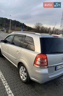 Минивэн Opel Zafira 2008 в Львове