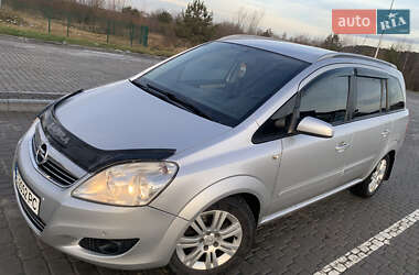 Минивэн Opel Zafira 2008 в Львове