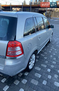 Мінівен Opel Zafira 2010 в Хмельницькому