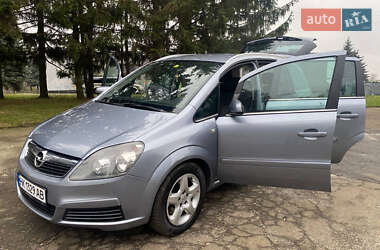 Мінівен Opel Zafira 2007 в Рівному