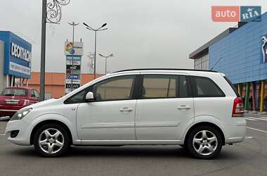 Минивэн Opel Zafira 2013 в Киеве