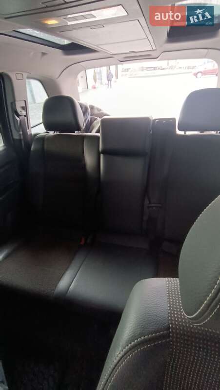 Мінівен Opel Zafira 2010 в Кам'янському