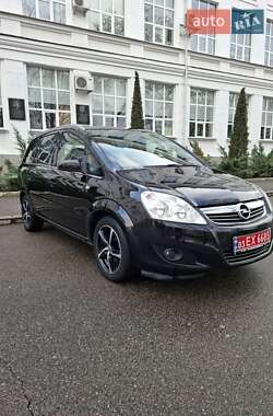 Минивэн Opel Zafira 2009 в Белой Церкви