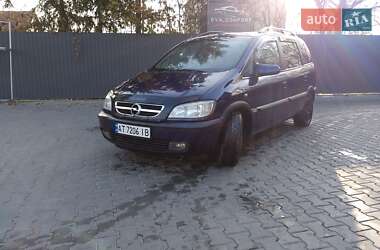 Мінівен Opel Zafira 2000 в Коломиї