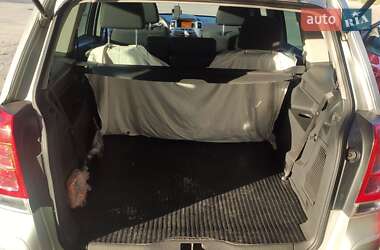 Минивэн Opel Zafira 2009 в 
