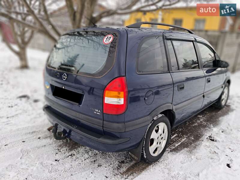 Мінівен Opel Zafira 2000 в Харкові