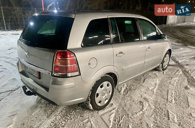 Минивэн Opel Zafira 2007 в Виннице