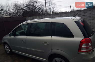 Мінівен Opel Zafira 2010 в Івано-Франківську