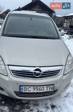 Минивэн Opel Zafira 2008 в Великих Мостах