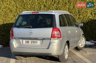 Мінівен Opel Zafira 2011 в Стрию