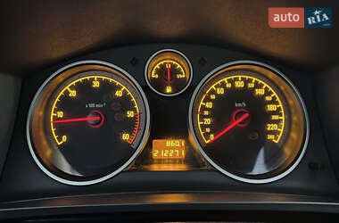 Минивэн Opel Zafira 2008 в 
