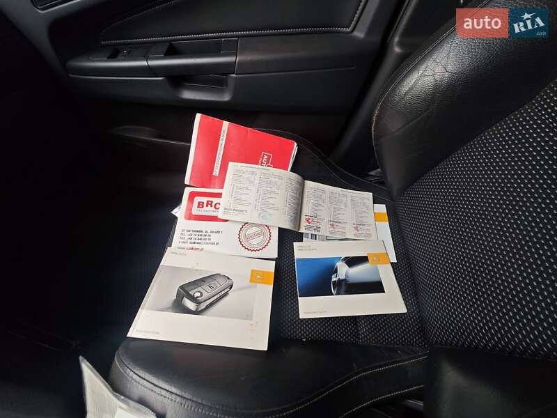 Минивэн Opel Zafira 2006 в Пятихатках фото 39 Минивэн Opel Zafira 2006 в Пятихатках