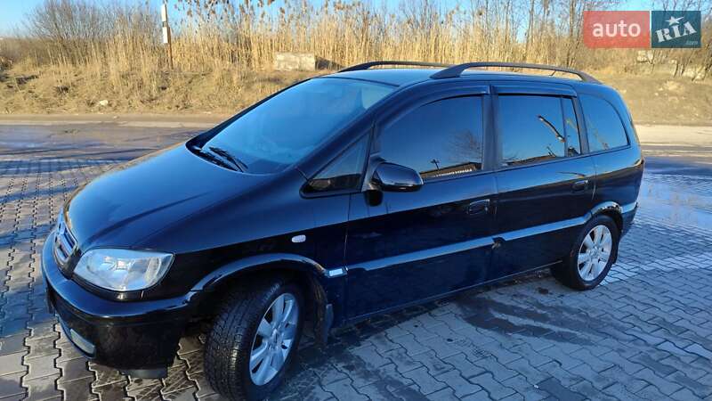 Минивэн Opel Zafira 2004 в Виннице