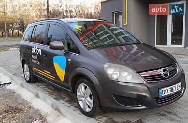 Минивэн Opel Zafira 2010 в Тернополе