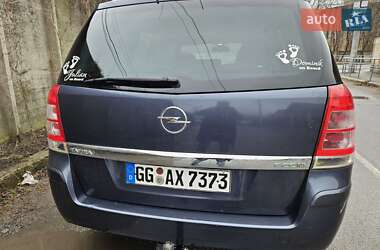 Минивэн Opel Zafira 2008 в 