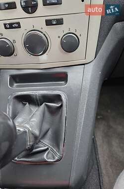 Минивэн Opel Zafira 2008 в 