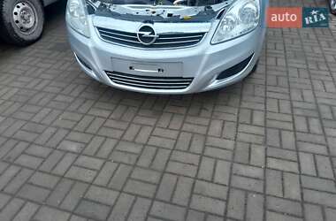 Мінівен Opel Zafira 2010 в Луцьку