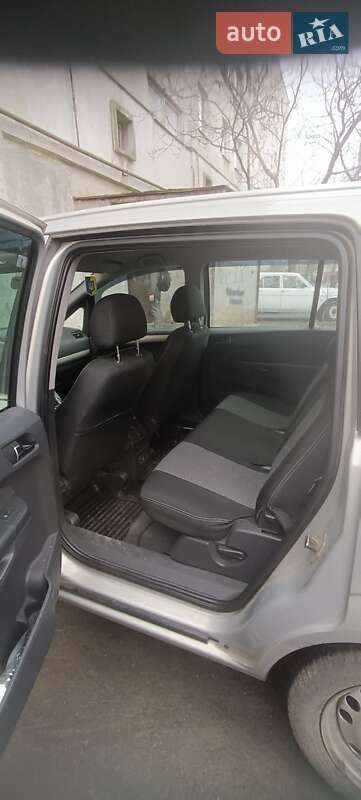 Минивэн Opel Zafira 2008 в Одессе
