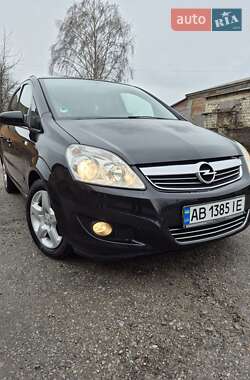 Мінівен Opel Zafira 2008 в Калинівці