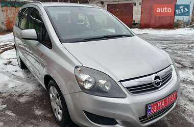 Минивэн Opel Zafira 2014 в Чернигове