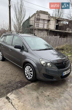 Мінівен Opel Zafira 2010 в Кривому Розі