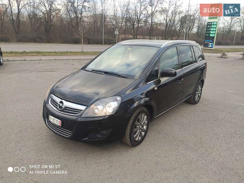 Минивэн Opel Zafira 2011 в Львове