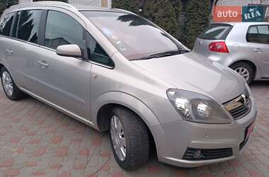 Минивэн Opel Zafira 2007 в 