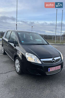 Мінівен Opel Zafira 2009 в Золотоноші