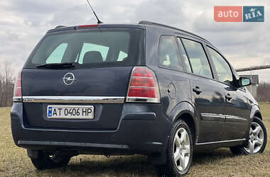 Минивэн Opel Zafira 2006 в Городенке