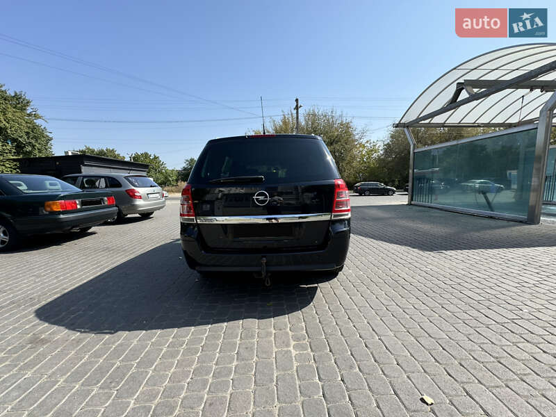 Минивэн Opel Zafira 2010 в Львове фото 6 Минивэн Opel Zafira 2010 в Львове