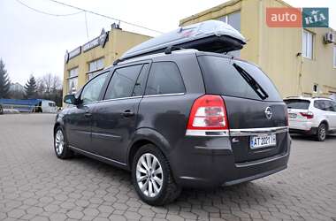 Мінівен Opel Zafira 2013 в Львові