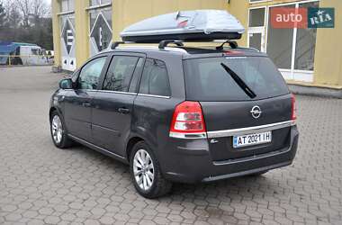 Мінівен Opel Zafira 2013 в Львові