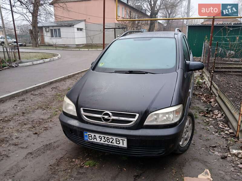 Минивэн Opel Zafira 2003 в 