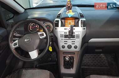 Минивэн Opel Zafira 2009 в Немирове