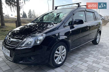 Мінівен Opel Zafira 2010 в Старокостянтинові