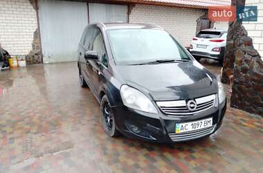 Минивэн Opel Zafira 2011 в Луцке