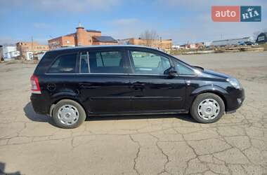 Минивэн Opel Zafira 2010 в Полтаве