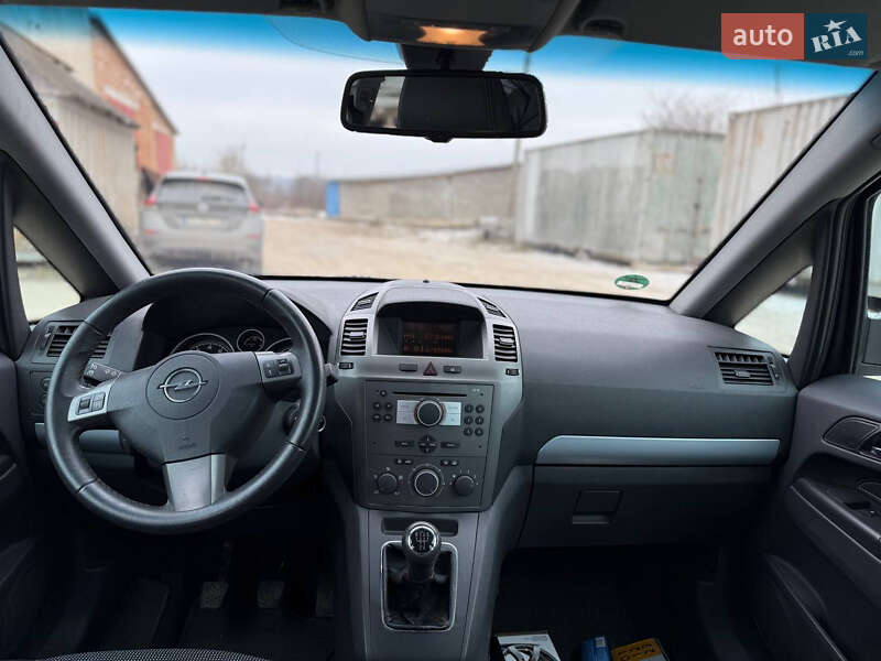 Мінівен Opel Zafira 2007 в Золочеві