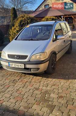 Минивэн Opel Zafira 2001 в Ракошине