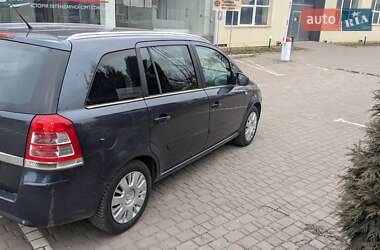 Мінівен Opel Zafira 2011 в Рівному