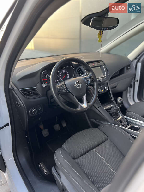 Мінівен Opel Zafira 2018 в Львові