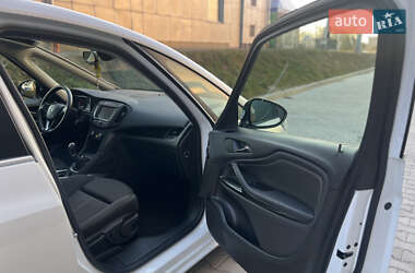 Минивэн Opel Zafira 2018 в 