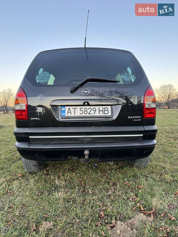 Минивэн Opel Zafira 2001 в Надворной