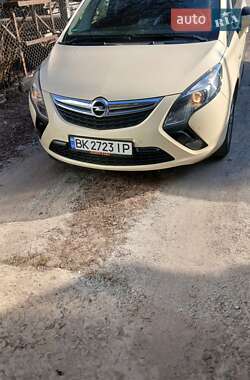 Минивэн Opel Zafira 2016 в Дубно