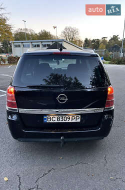 Минивэн Opel Zafira 2007 в Самборе